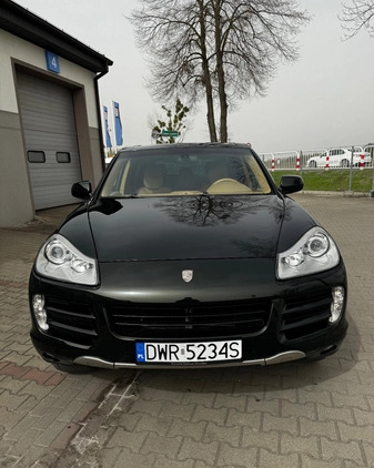 Porsche Cayenne cena 57999 przebieg: 176000, rok produkcji 2007 z Siechnice małe 172